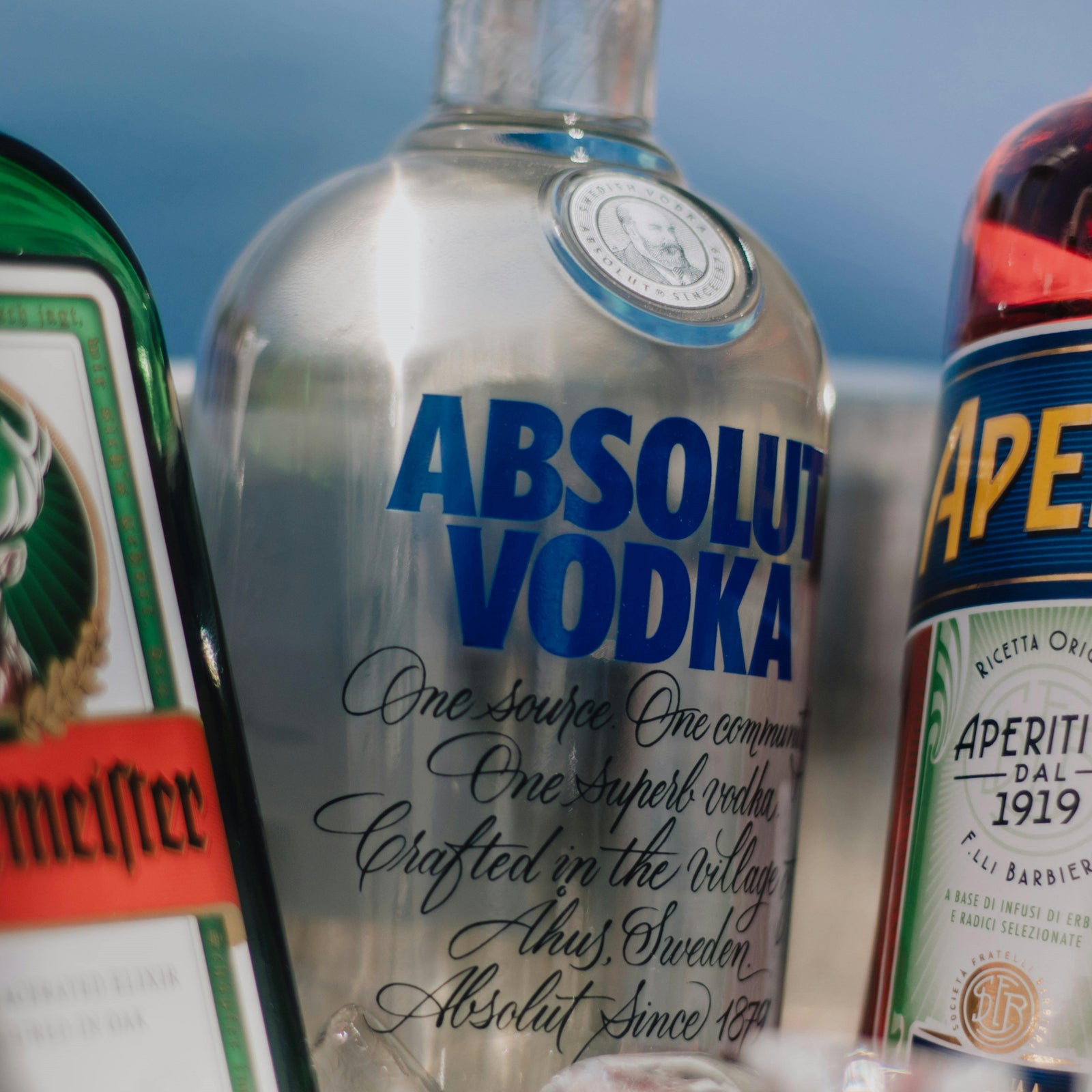 Vodka vs Rum for Vanilla Extract: Which Is Better?