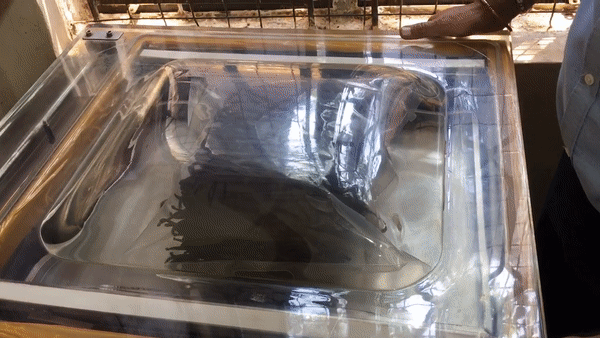 How Our Vacuum-Sealed Vanilla Beans Stay Fresh Longer